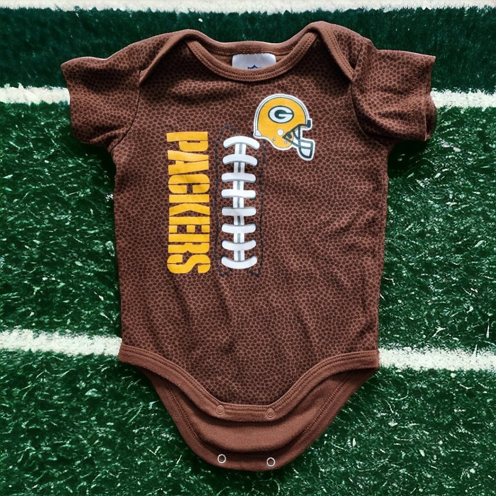 NWOT NFL Game Apparel GREEN BAY PACKERS Onesie 3-6Mo